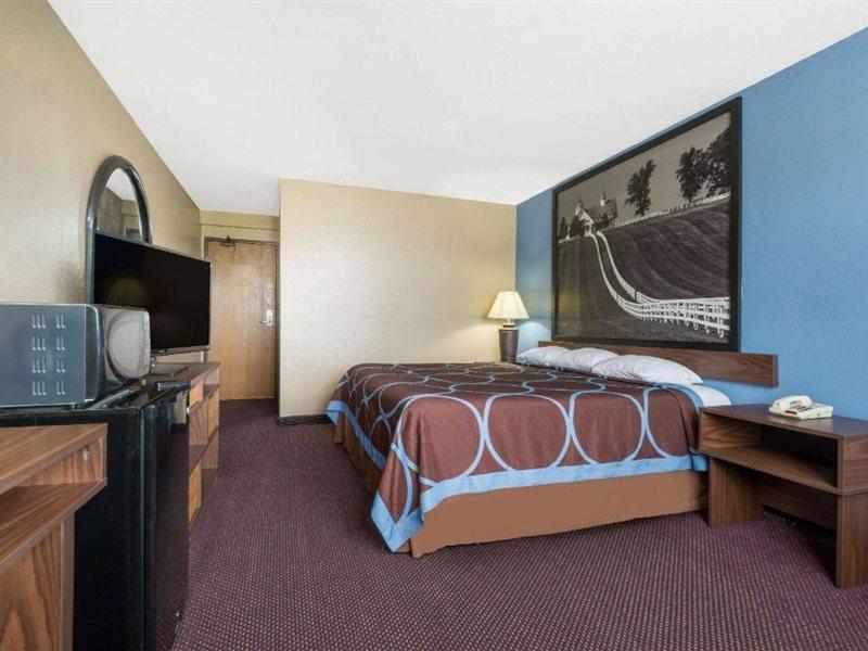 Super 8 By Wyndham Corbin Ky Motel Exterior foto