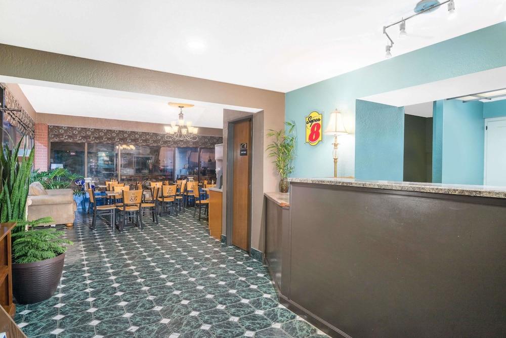 Super 8 By Wyndham Corbin Ky Motel Exterior foto